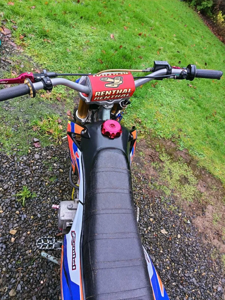 Dirt bike - Image 3