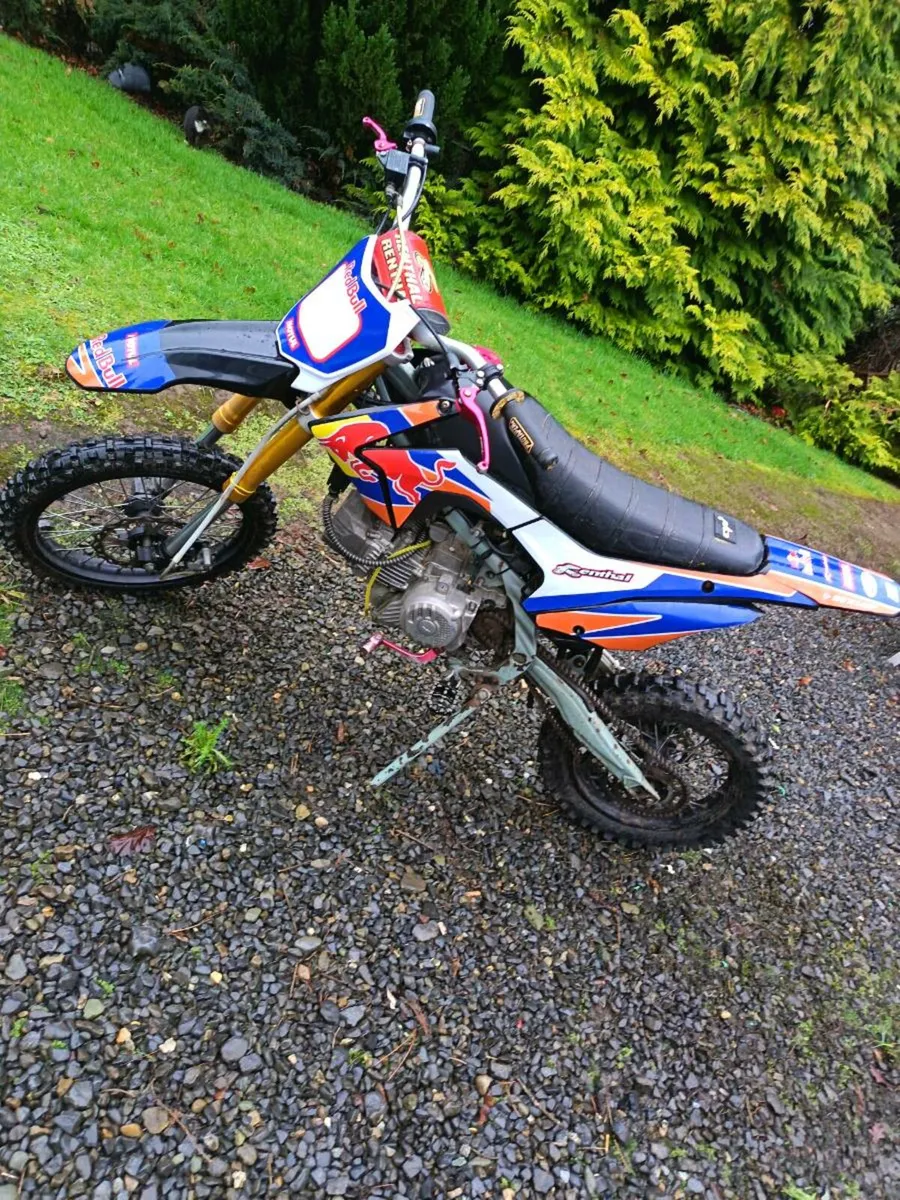 Dirt bike - Image 1