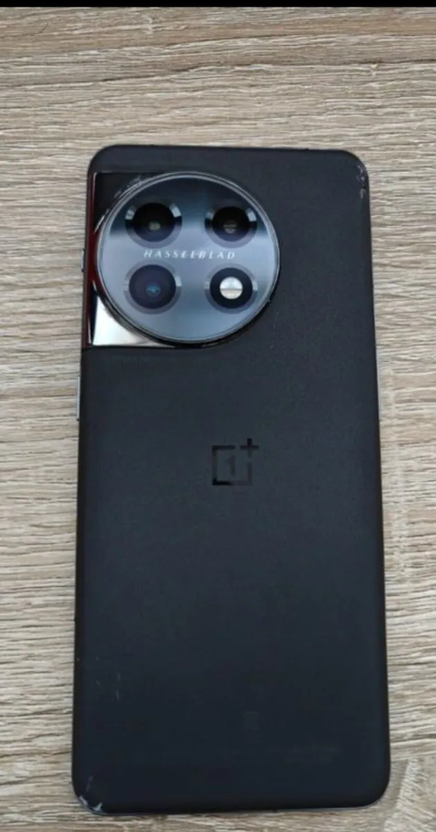OnePlus 11 5G unlocked - Image 3
