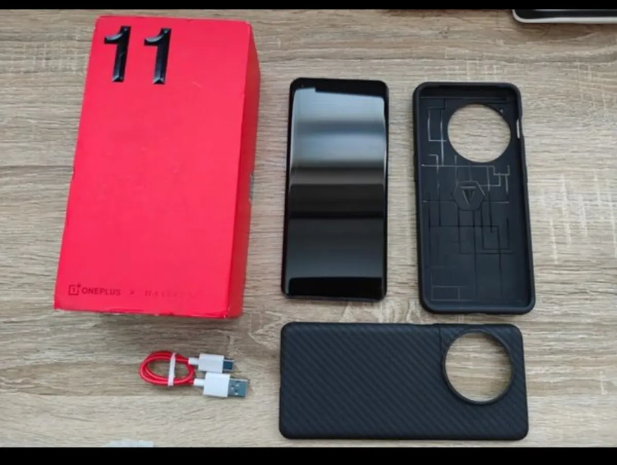 OnePlus 11 5G unlocked - Image 4