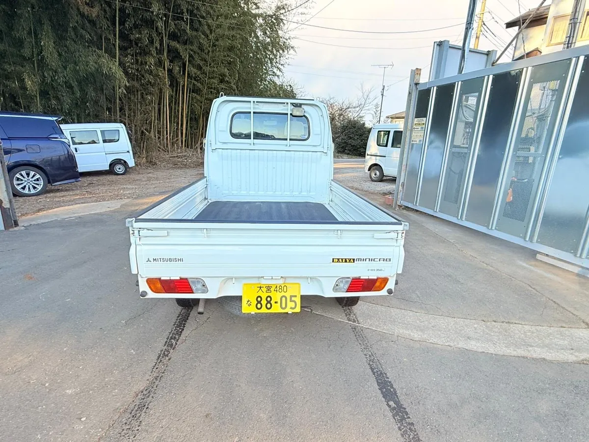 Mitsubishi minicab 4 wheel drive Mini Truck - Image 4