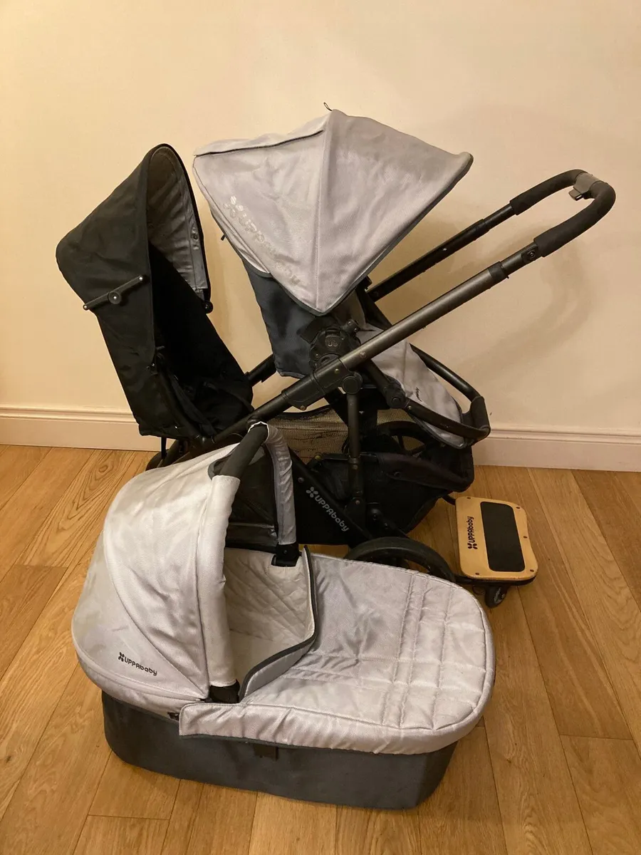 Uppababy vista 1 bundle - Image 1