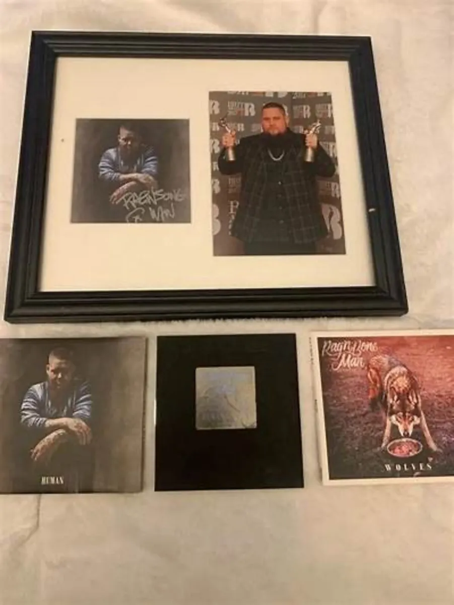 ragn bone man signed