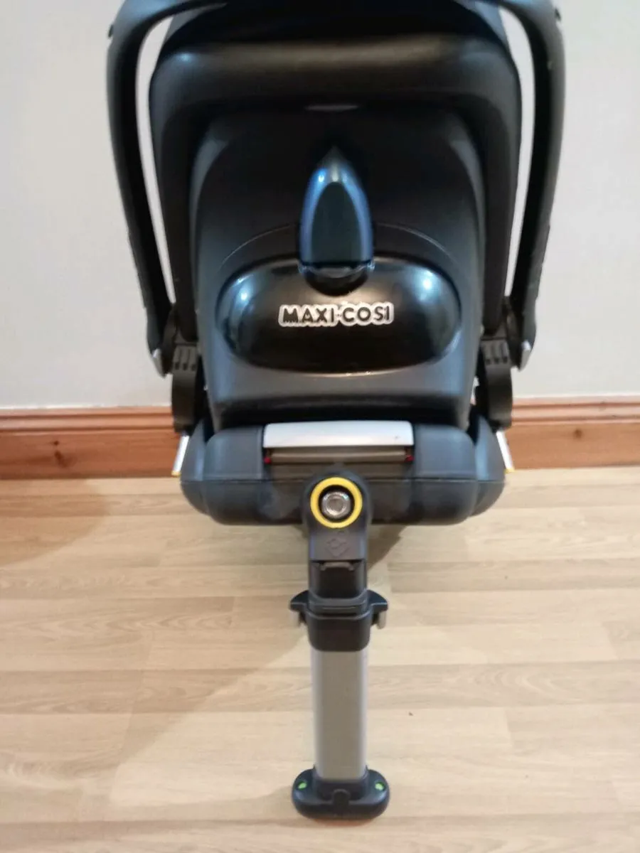 Car Seats and Carrying baby chairs - Image 4