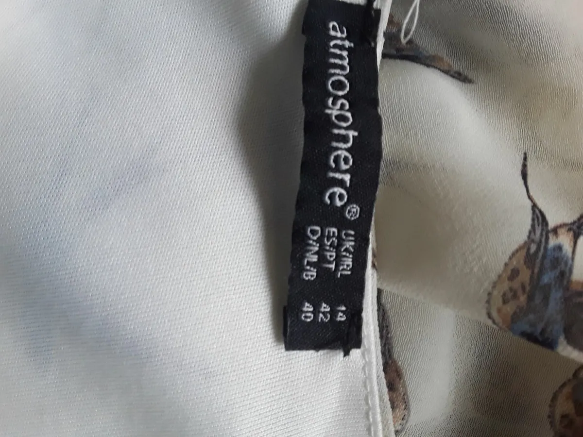 Brand new ladies cream coloured dress - Image 3