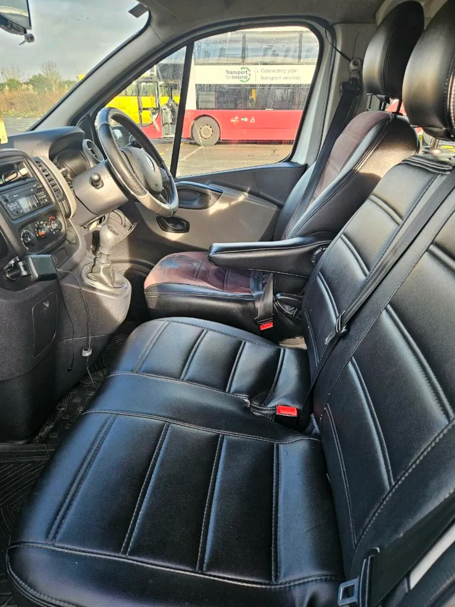 Renault traffic - Image 1