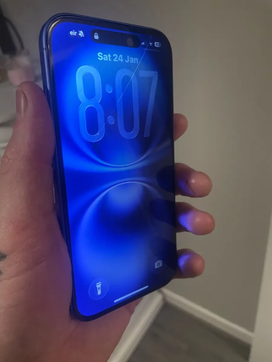 iPhone 16 blue sim free 128Gb battery 89% - Image 1