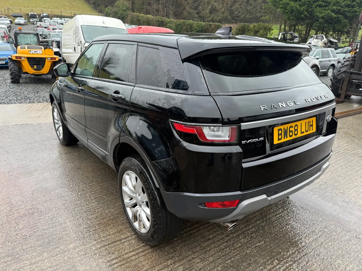 2019 Range Rover Evoque 2.0 eD4 SE 5dr 2WD 6sp - Image 4