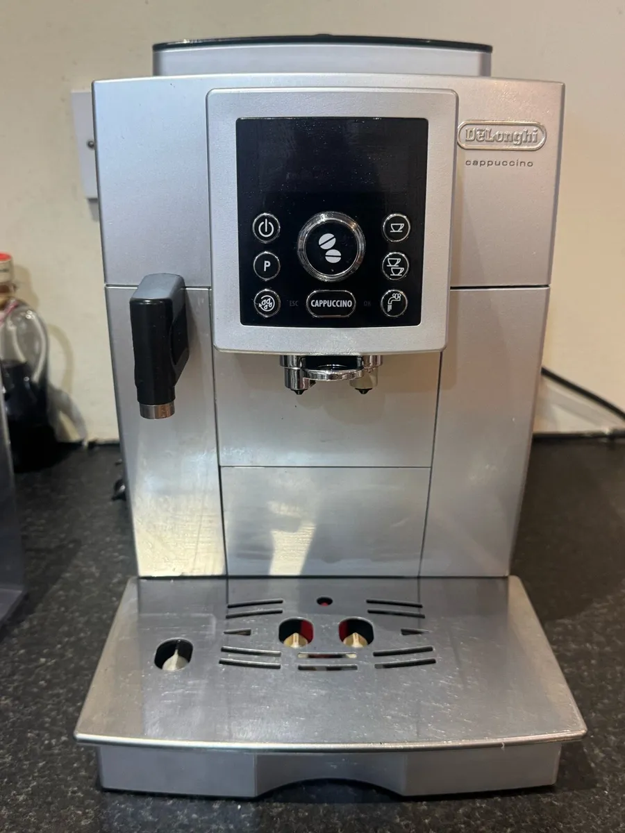 Delonghi coffee machine - Image 3