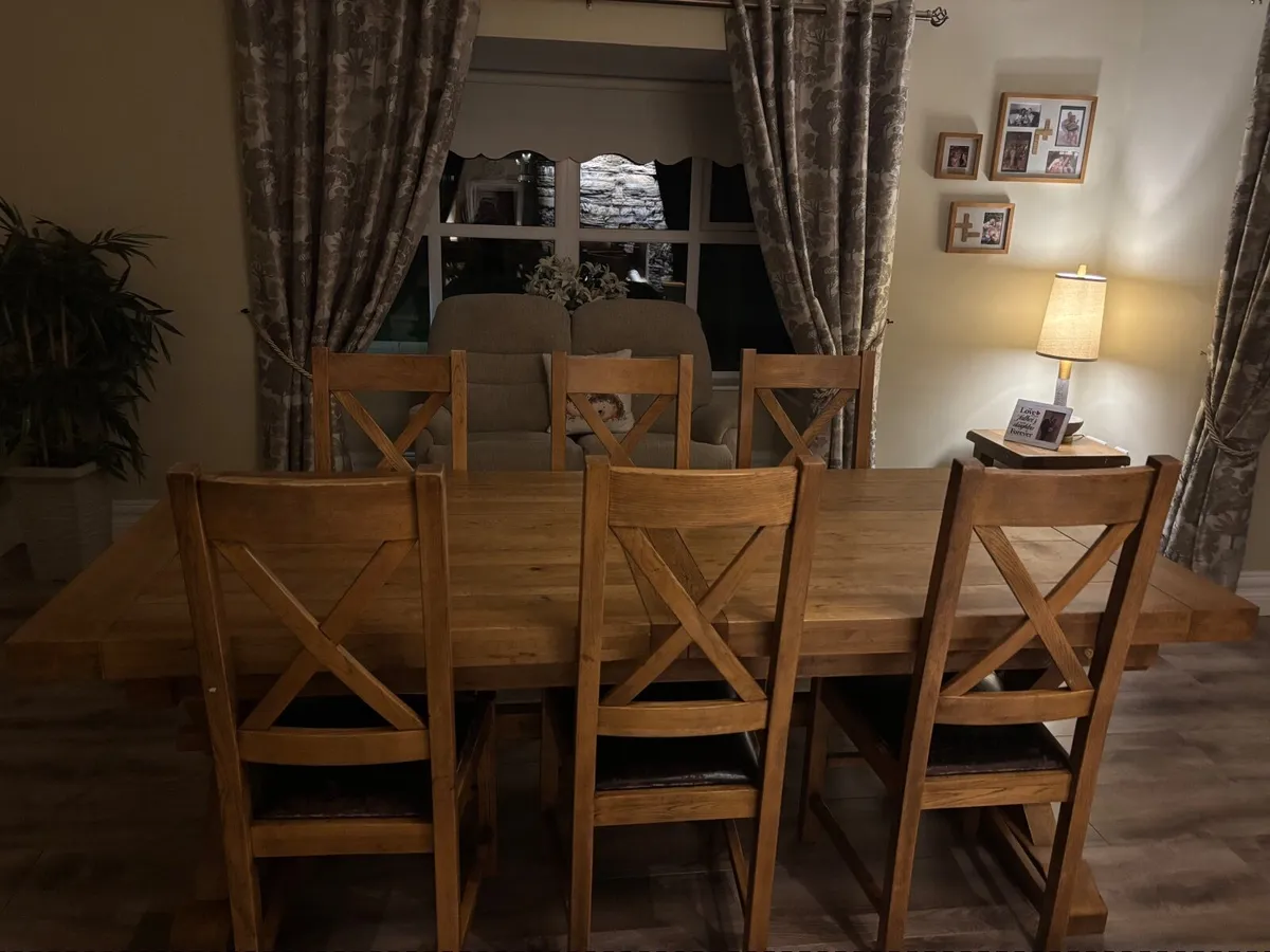 Kitchen Table & 6 chairs - Image 2