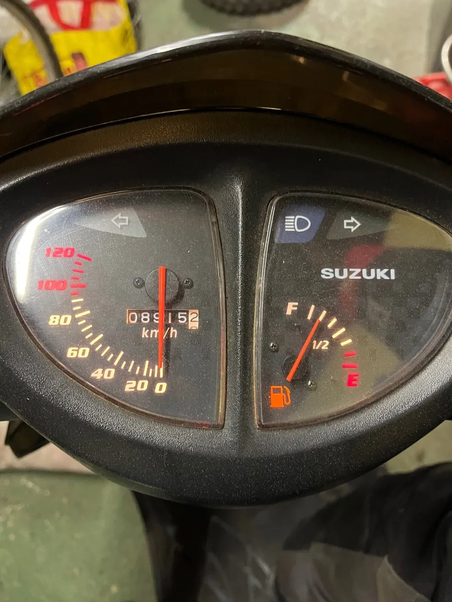 Suzuki AN125 - Image 3