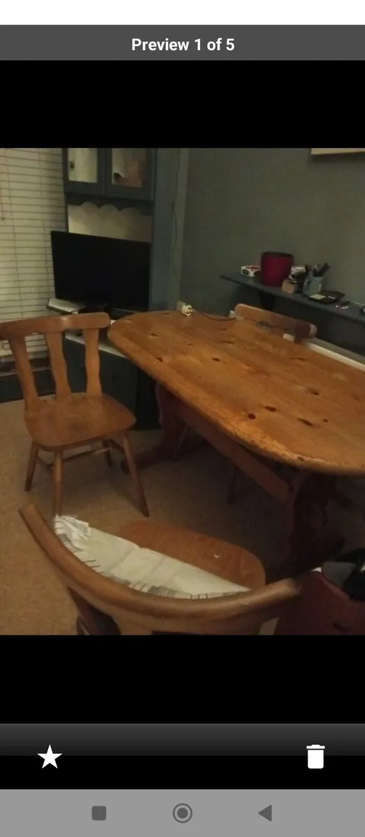 Free table and chairs - Image 3