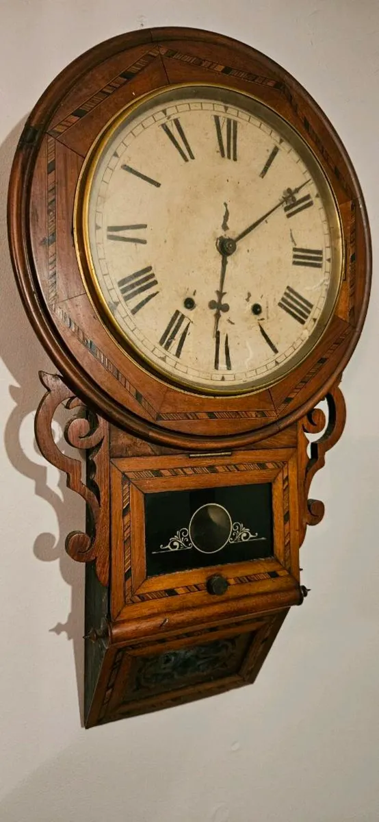 ANTIQUE CLOCK - Image 1