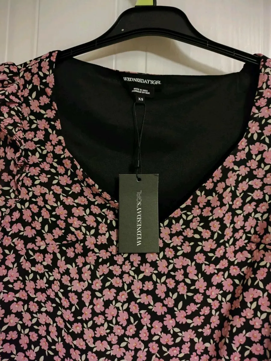 Floral Asymmetrical Hem Dress – Wednesday’s Girl – - Image 2