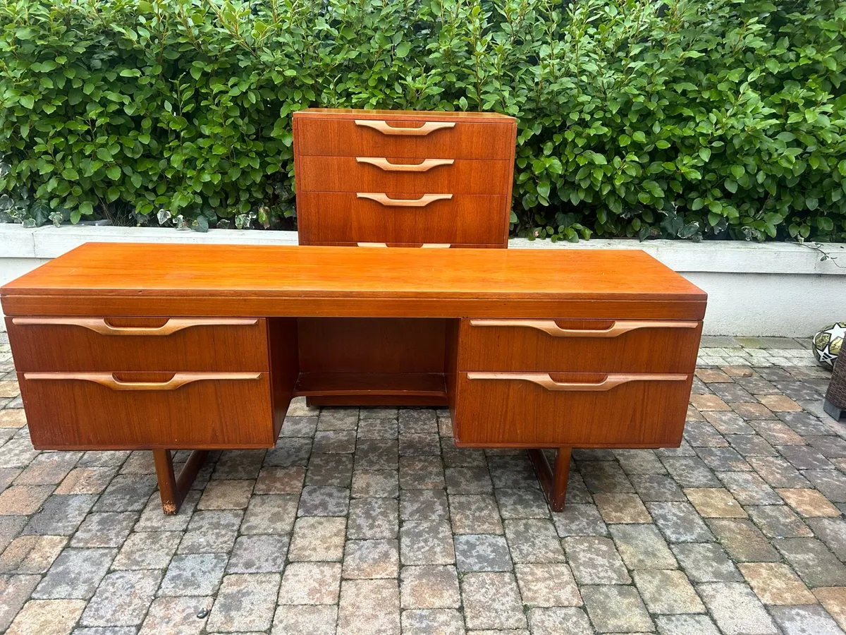 Mid century teak dresser / sideboard retro - Image 2