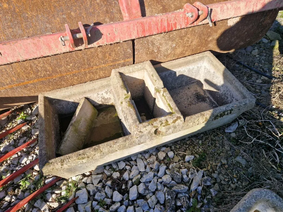 Water trough - Image 2