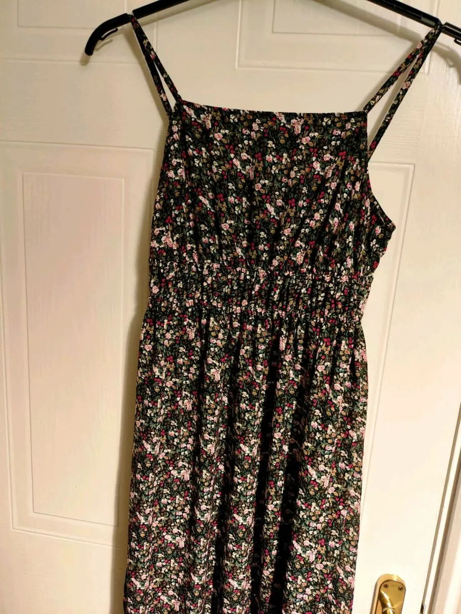 Floral Sleeveless Summer Dress – Primark – Size UK - Image 2