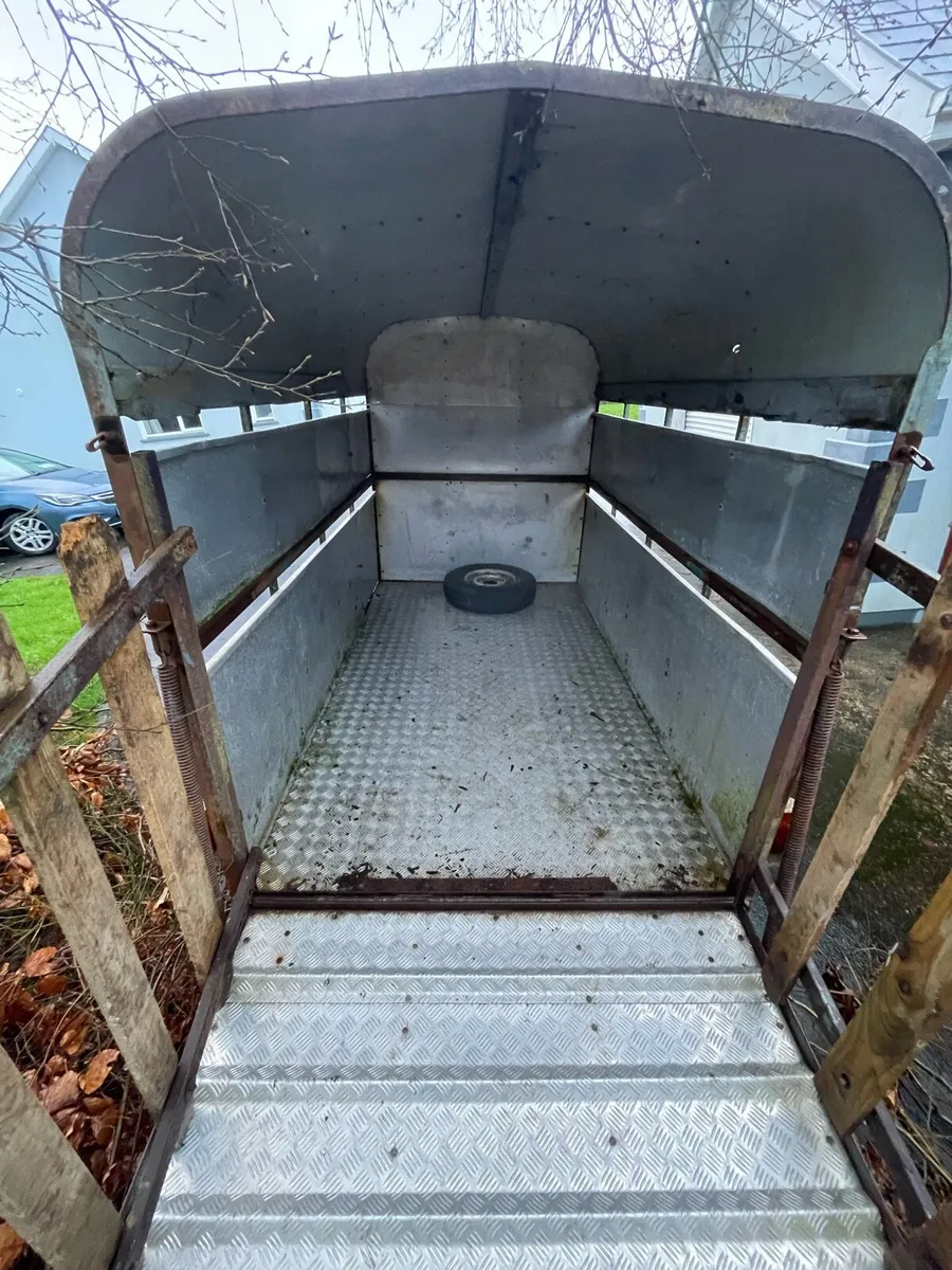 Cattle trailer - Image 2