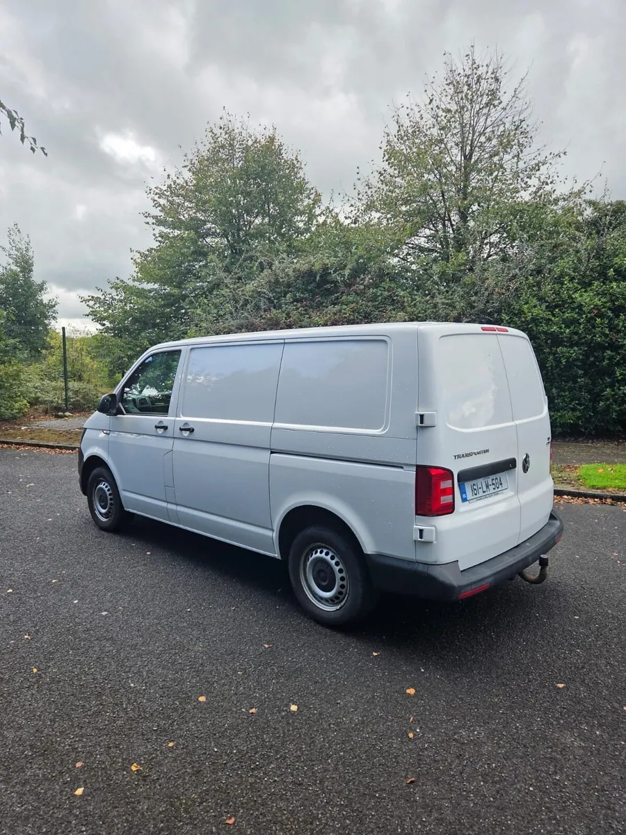 Volkswagen Transporter 2016 - Image 3