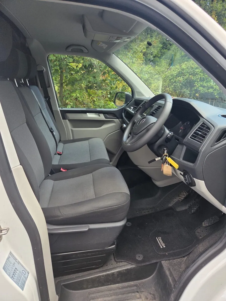 Volkswagen Transporter 2016 - Image 4