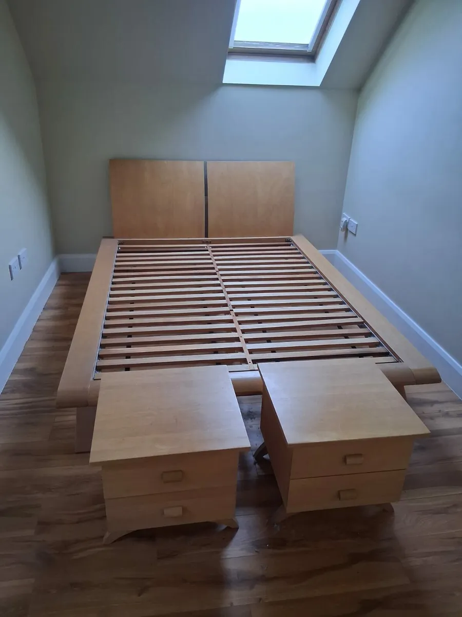 Double bed - Image 1