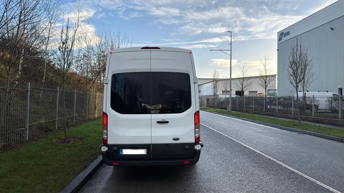 2015 Ford transit minibus 16 seater cvrt 01/2027 - Image 4
