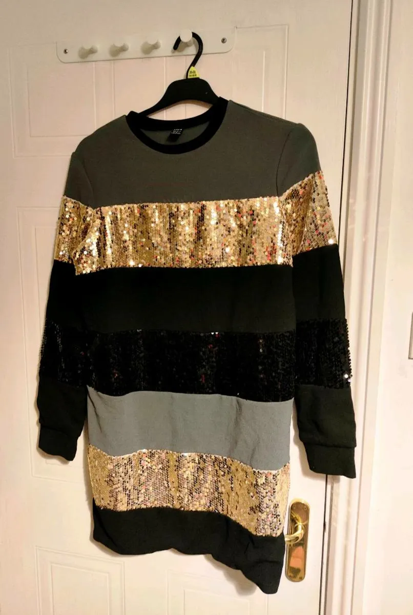 Striped Sequin Long-Sleeve Dress – SHEIN – Size S - Image 4