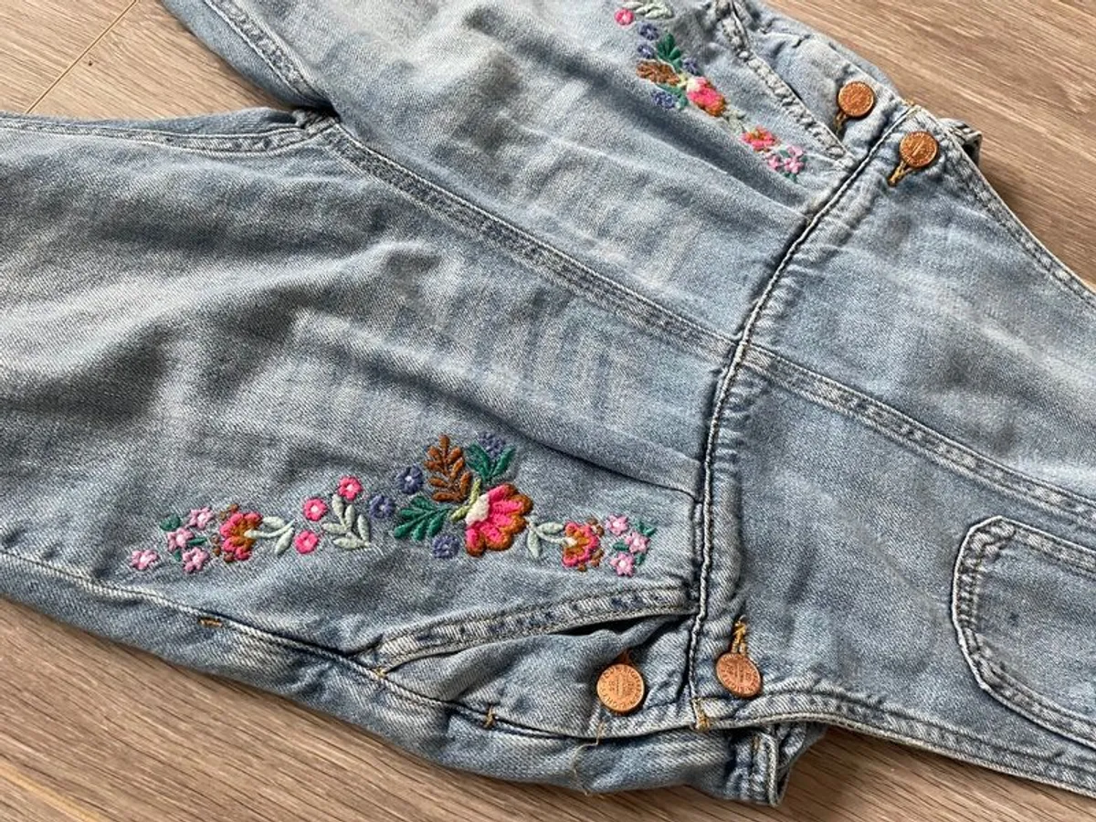 Girls Clothes Bundle - 7 Pieces, 1 BRAND NEW WITH TAGS - 10-11yrs - Image 4