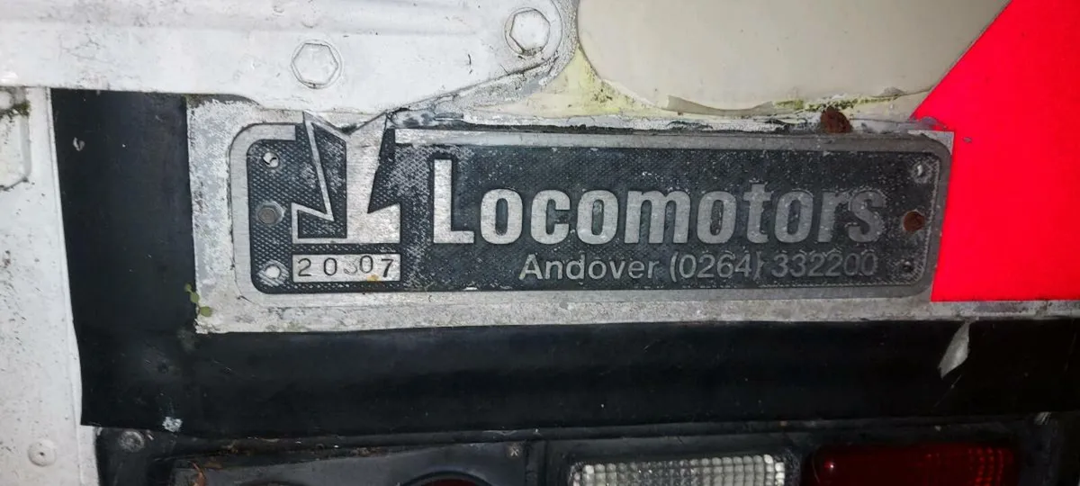 1992 landrover defender 127 ambulance - Image 3