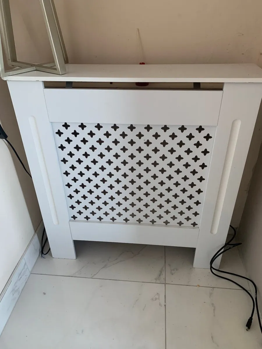 2 small radiator covers - Image 2