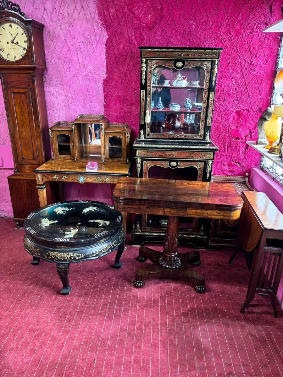 Antique Fair Today - Image 1