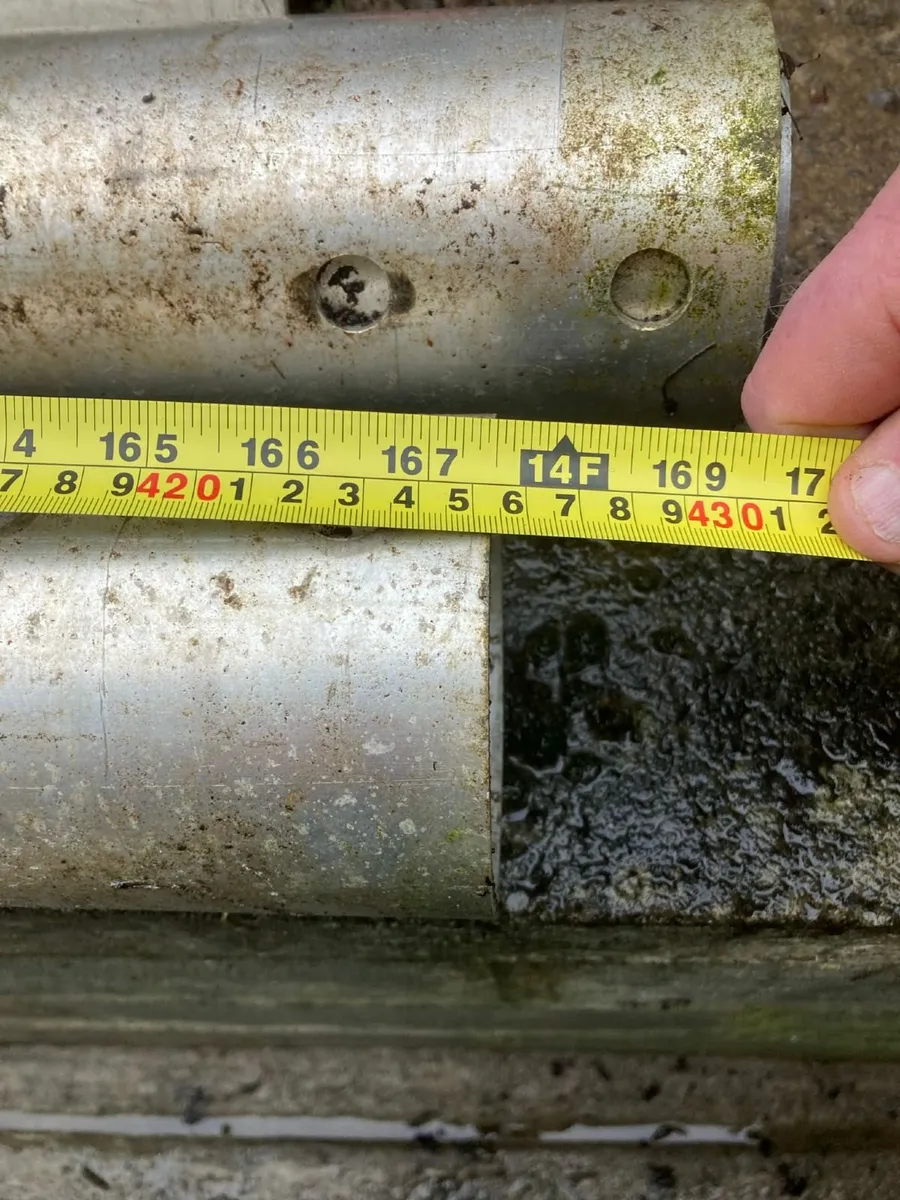 Aluminium poles - Image 3