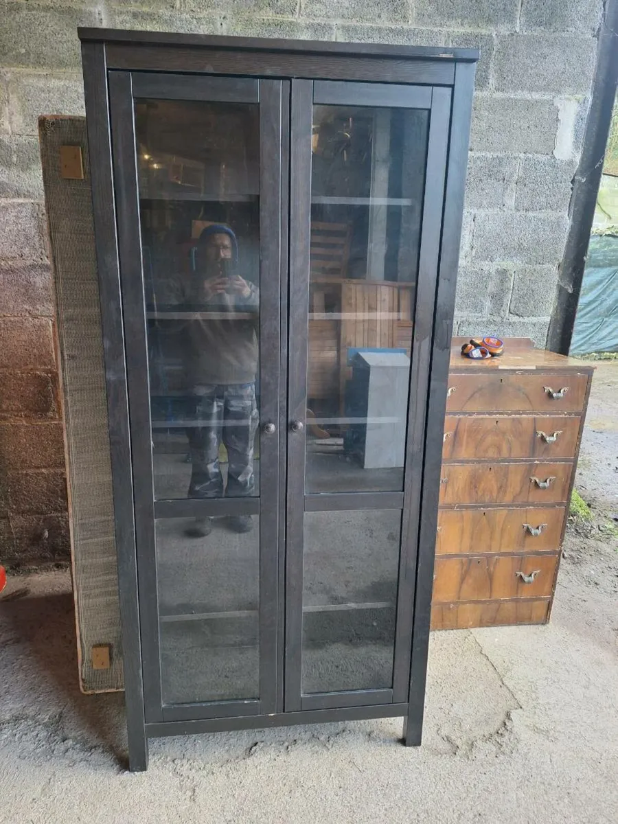 IKEA displaycabinet(DELIVERY) - Image 1