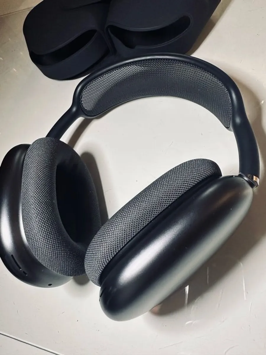 Airpods Max (2020) - Image 2