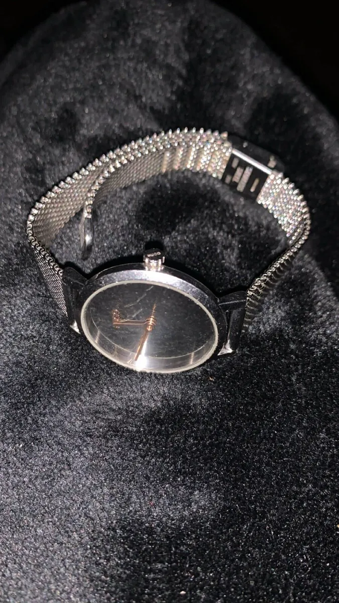 Woman’s Hugo boss watch - Image 2