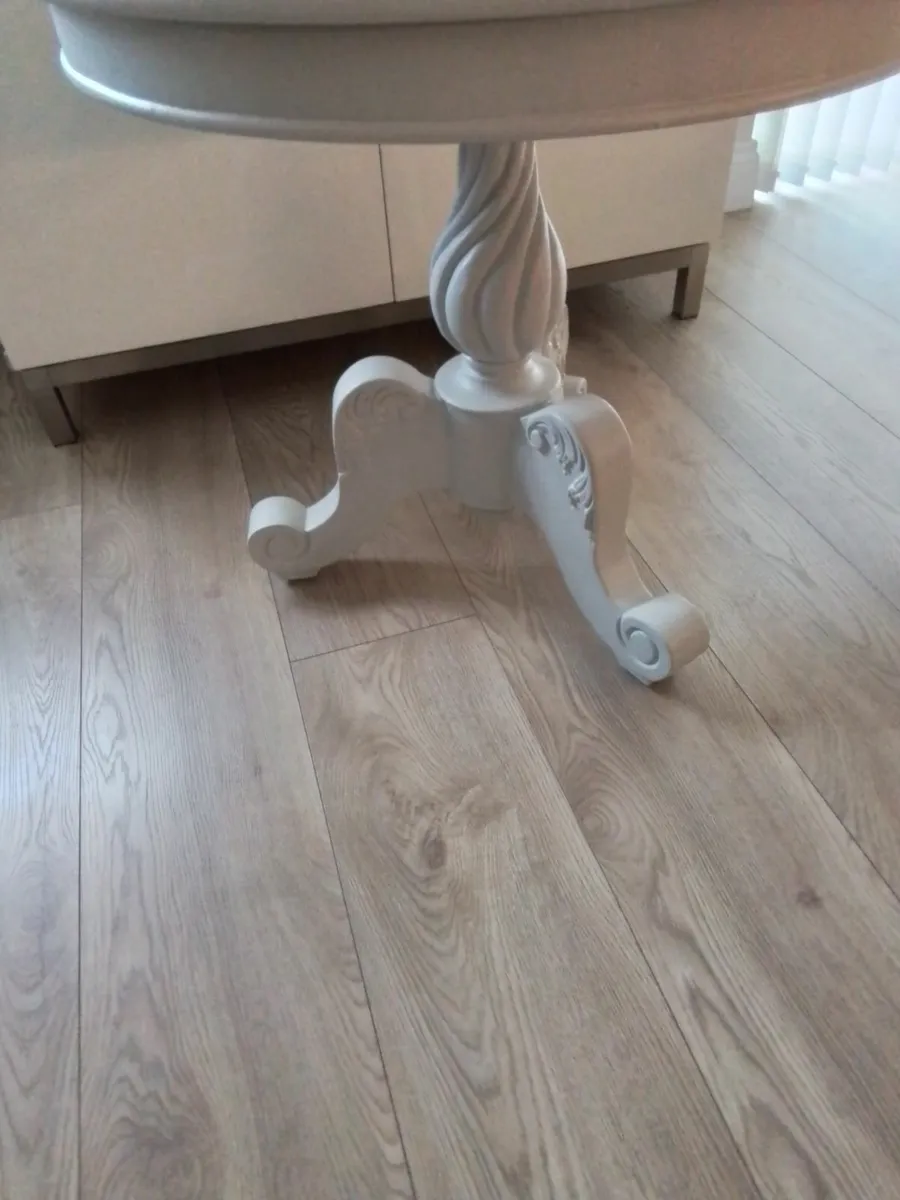 Large solid wood painted occasional table - Image 3