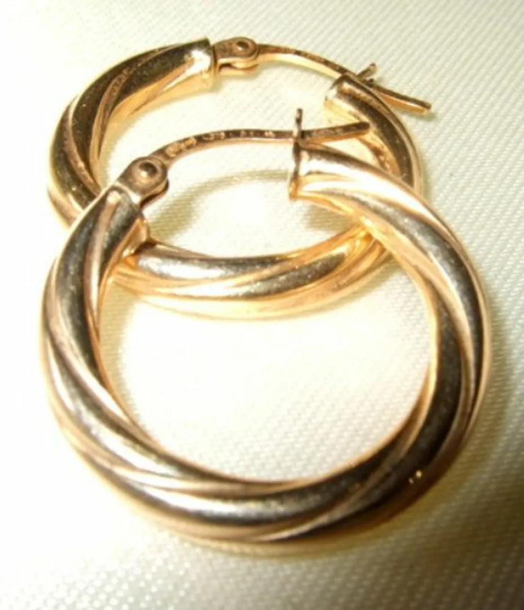 Vintage 9ct Gold Hallmarked Hoops - Image 2
