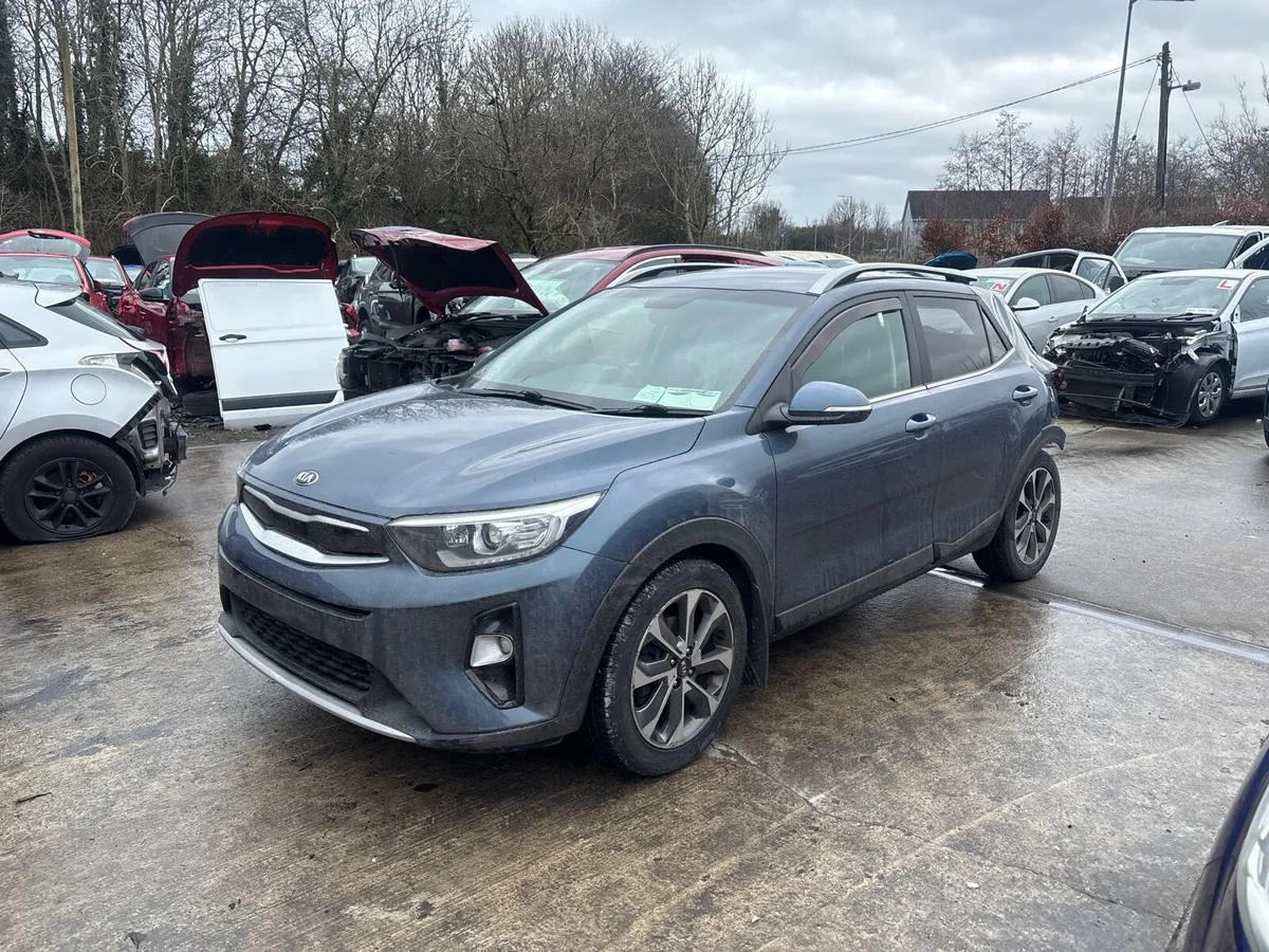 2020 kia stonic for breaking - Image 2