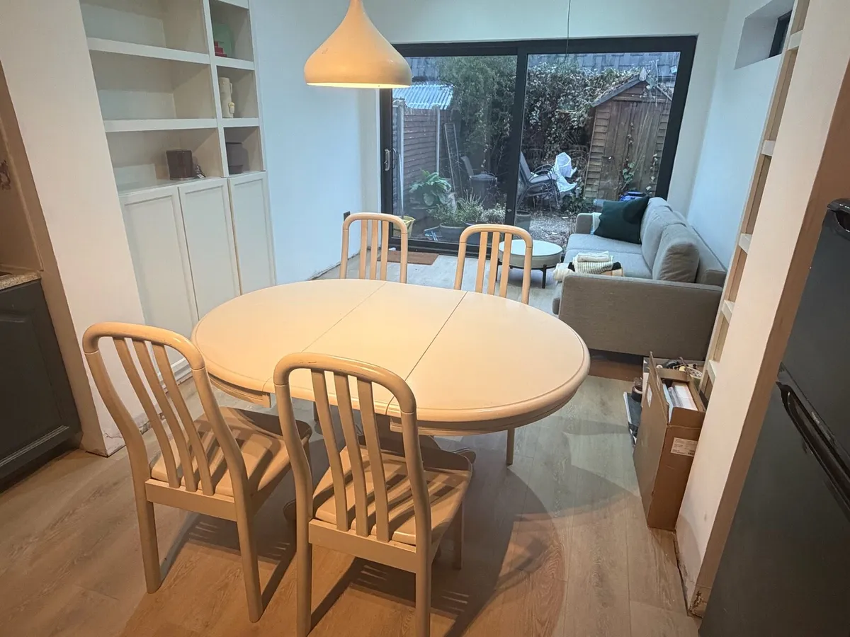 Extendable Round Dining Table - Image 1
