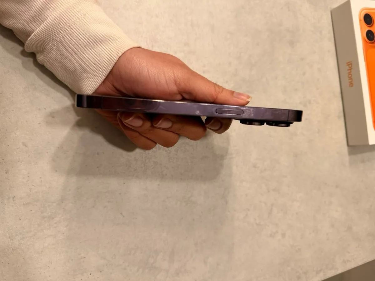 iPhone 14 Pro - Image 4