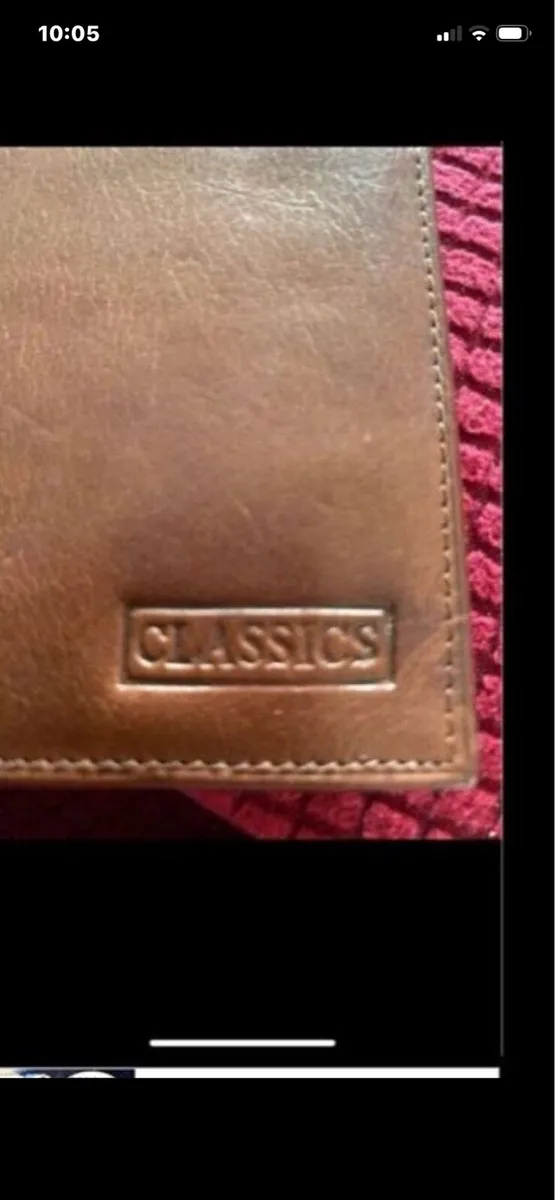 Quality Leather Travel Wallet - Image 3
