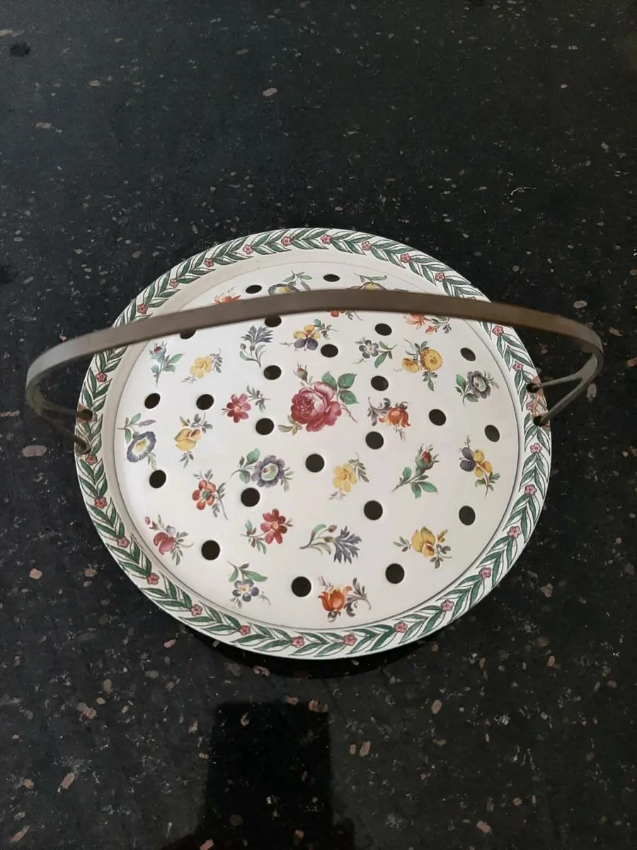 Bilston & Battersea pot pouri bowl - Image 2