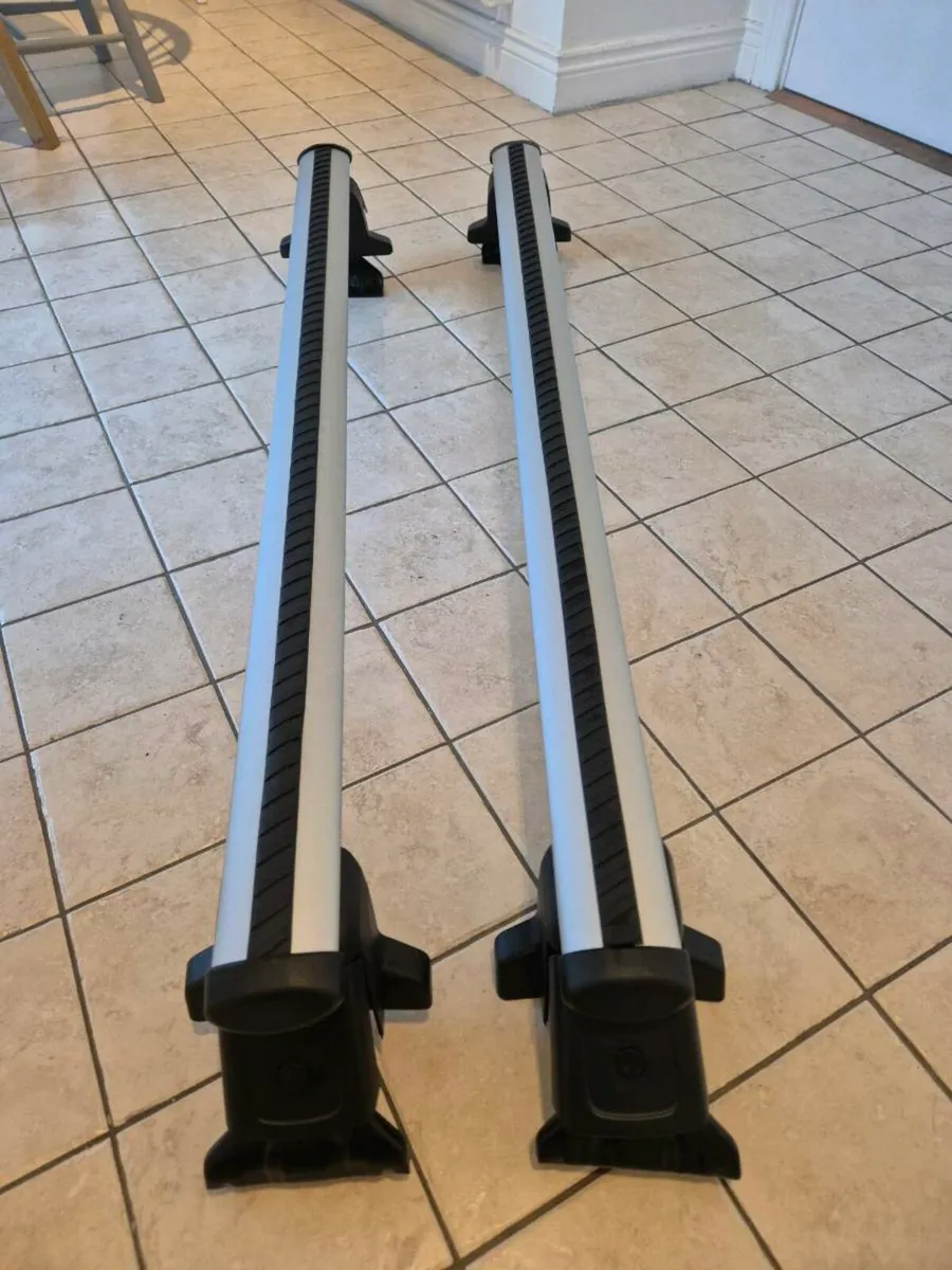 Audi Roof Bars

Model: A3/S3/RS3 Sportback 2013+ - Image 1