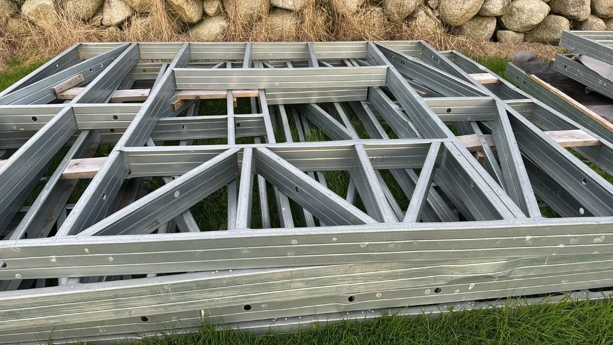 Full house frame. New and unused. Make an offer - Image 2