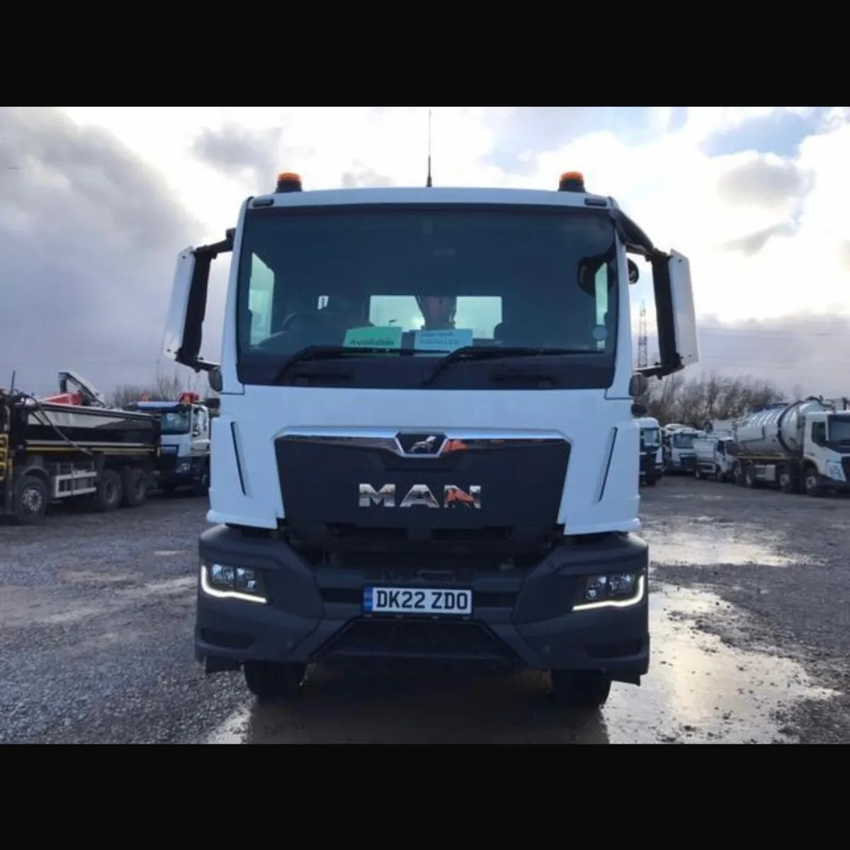 Man Epsilon Grab - Image 2