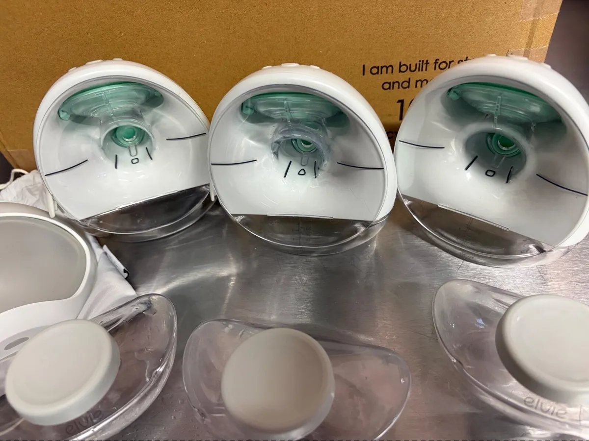 Elvie breast pumps - Image 3