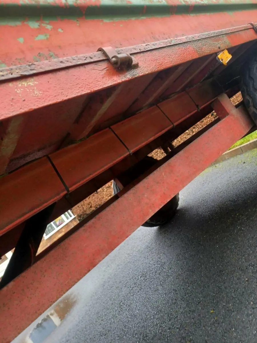 Tipper 11ft x 7 ft - Image 3