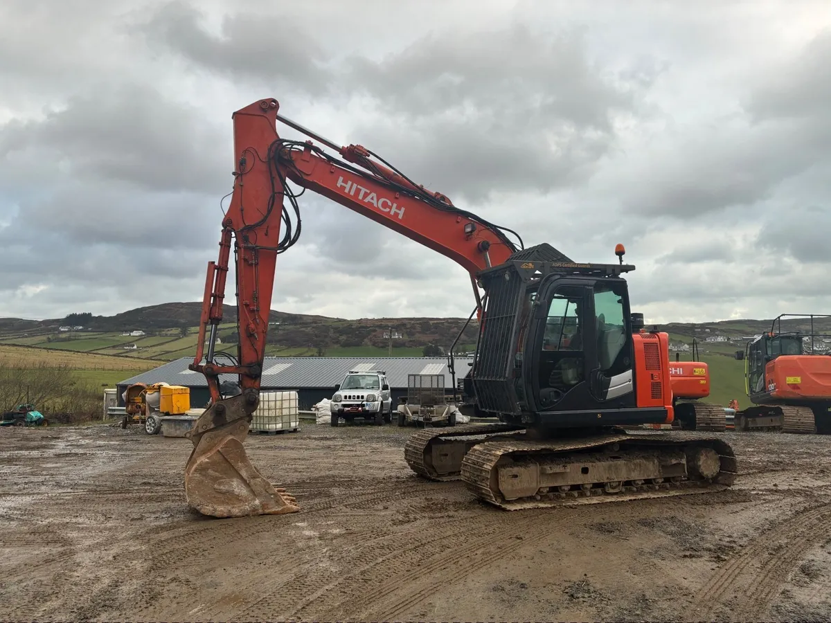 Hitachi zx135-5 - Image 4