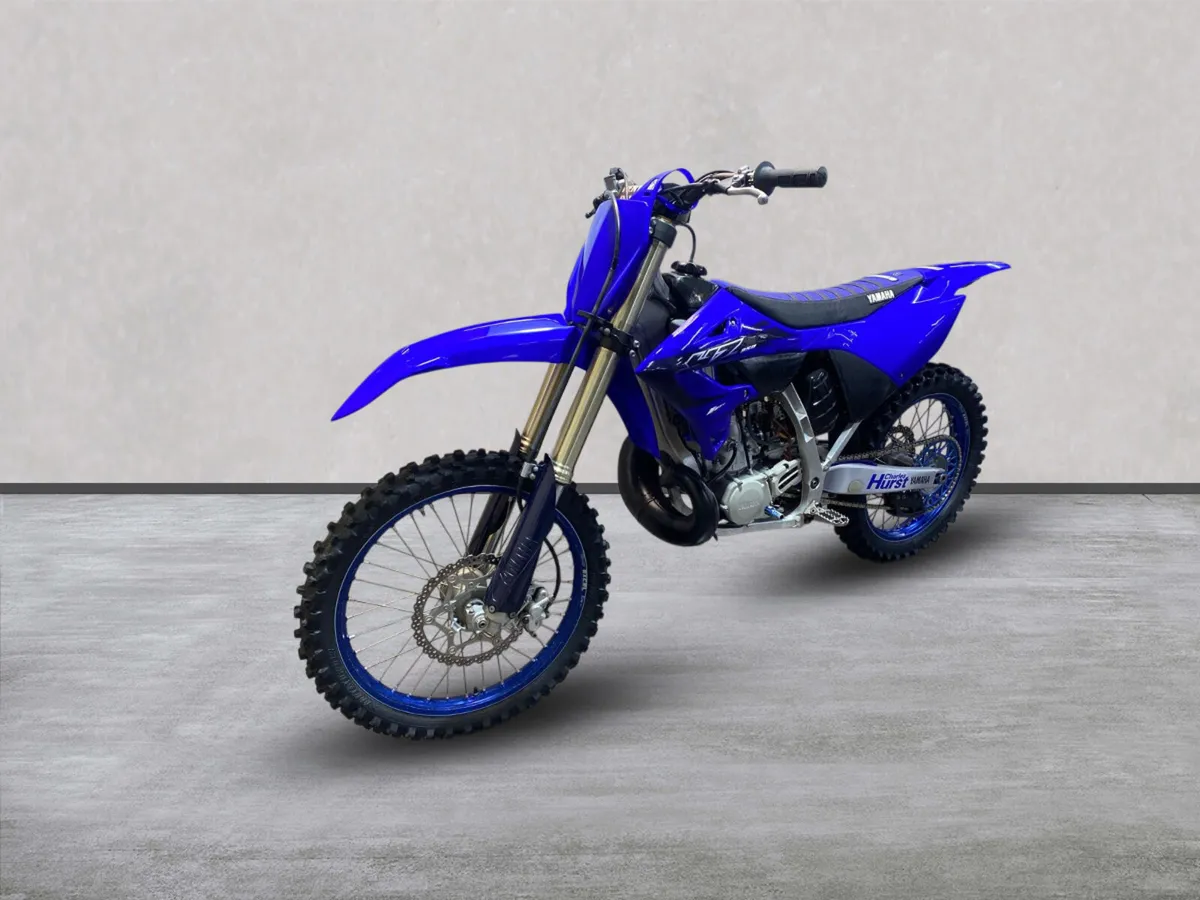 Yamaha YZ 250LC MX (23MY), Delivery Available - Image 4