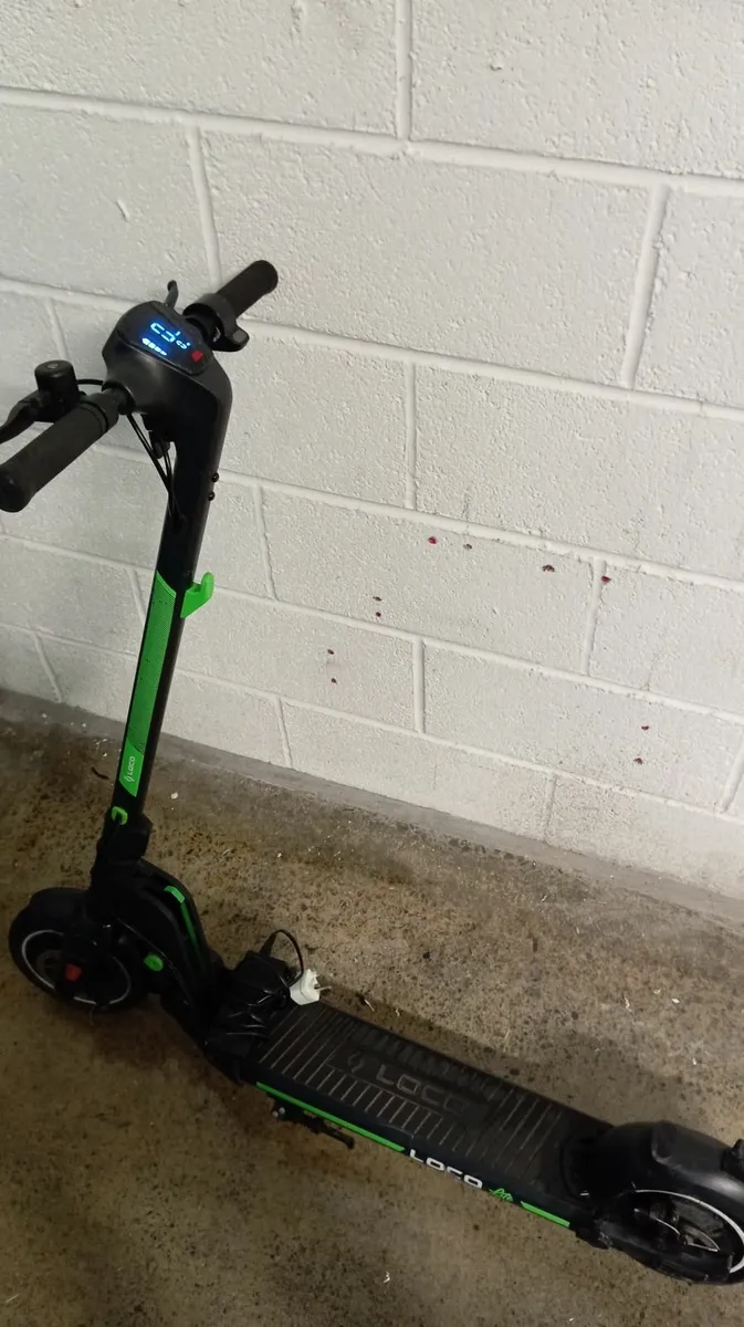 Electric scooter - Image 2